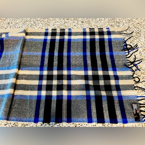 Express Blue Plaid Scarf - Unisex (New without tags) - Picture 4 of 4